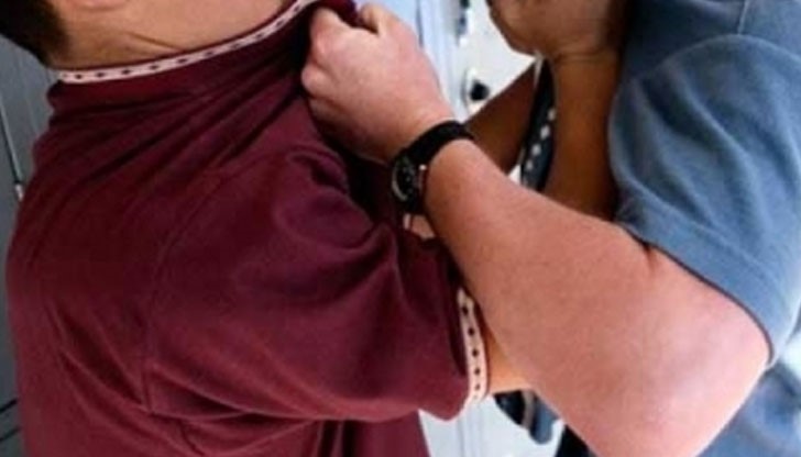 Полицаите смятат, че причината за свадата са лични отношения свързани с жена, която е била и свидетел Полицаите смятат, че причината за свадата са лични отношения свързани с жена, която е била и свидетел