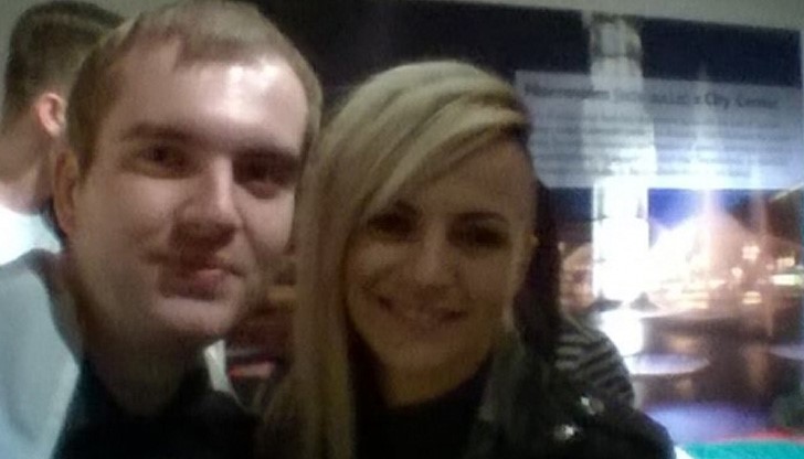 Селфи с Поли Генова след обявяването на класирането на финалите в "Евровизия" Селфи с Поли Генова след обявяването на класирането на финалите в "Евровизия"