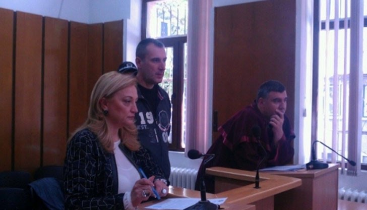 Полицаят не издържа: Не сам ги пипнал, няма кой да ги погребе! Полицаят не издържа: Не сам ги пипнал, няма кой да ги погребе!