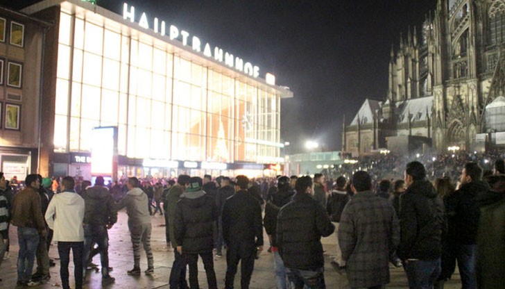 Той беше обвинен, че е бил част от група от 10 мъже, които обградили и опипвали жена на централната жп гара