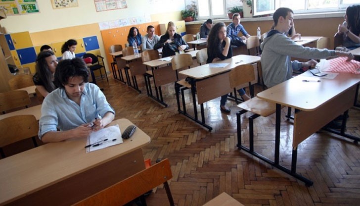 1650 са учениците от 12-ти клас, които ще се явят на матура по български език и литература в областта