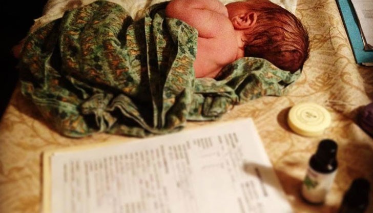 Преди 3 дни стана ясно, че новородено от пловдивското село Иван Вазово е починало след раждане в домашни условия без лекар