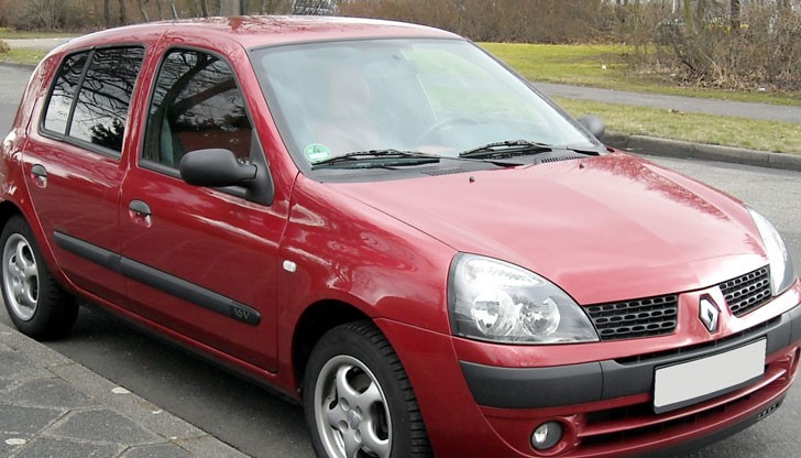 Ключът за автомобила е бил на таблото, а вратата на гаража не се е заключвала / Снимката е илюстративна Ключът за автомобила е бил на таблото, а вратата на гаража не се е заключвала / Снимката е илюстративна