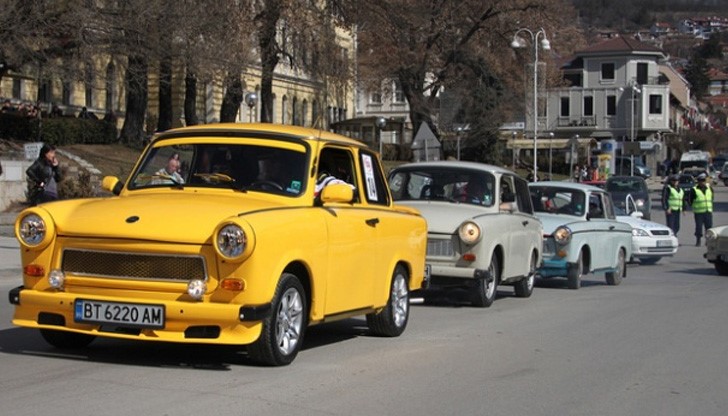 Организаторът на настоящото издание е новоучреденият Национален Клуб „Трабант“ – гр. Лозница