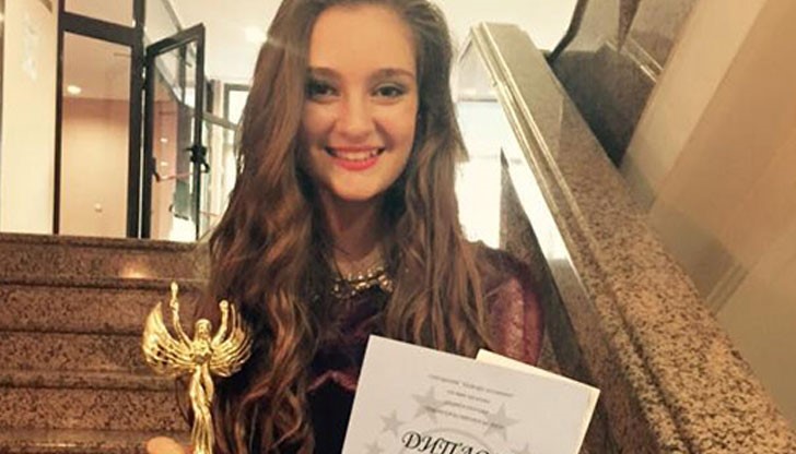 Мирела спечели Европейския младежки поп-рок конкурс "Сарандев" Добрич`2016