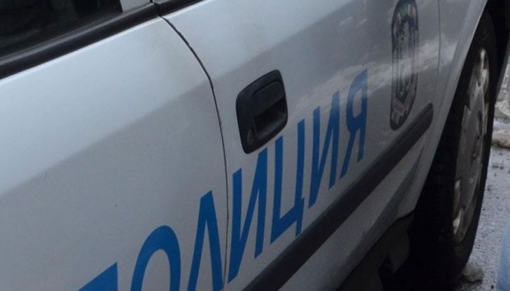 Крадците са влезли през отворената врата на павилиона