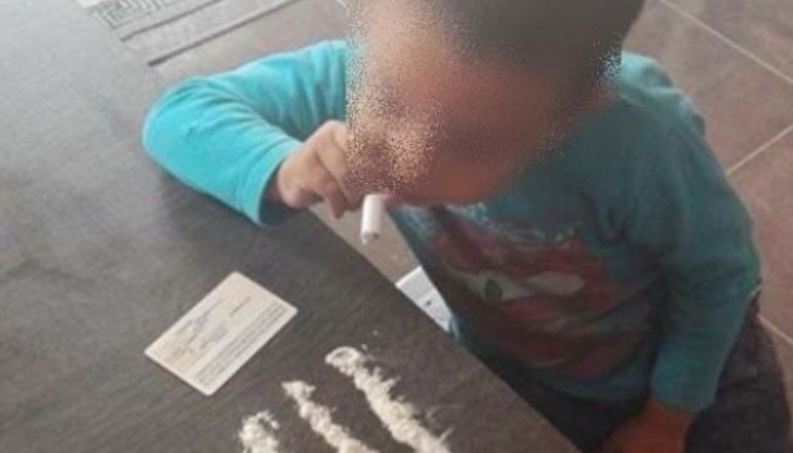 Смъркащо кокаин дете, взриви социалната мрежа Смъркащо кокаин дете, взриви социалната мрежа