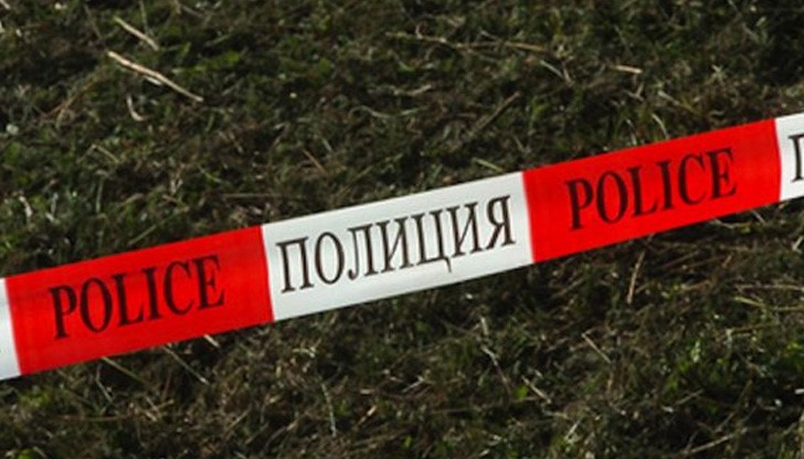 Криминалистите се опитват да разбулят мистерията на двете самоубийства Криминалистите се опитват да разбулят мистерията на двете самоубийства