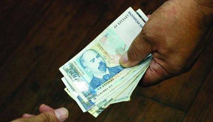 Мошениците, които взимат до 20 процента месечна лихва, си плащат, за да могат обявите им да излизат на първо място Мошениците, които взимат до 20 процента месечна лихва, си плащат, за да могат обявите им да излизат на първо място