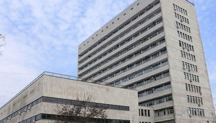 Дарението е под формата на 12-канален ЕКГ апарат и пациентски монитор