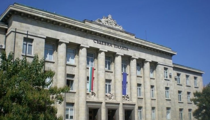 Роденият в Кабул 35-годишен мъж опитал да премине от България в Румъния без разрешението на граничните служители Роденият в Кабул 35-годишен мъж опитал да премине от България в Румъния без разрешението на граничните служители