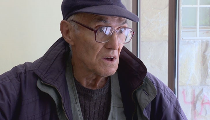 Фалшивят полицай ухапал дядото по ръката и така успял да се измъкне от него Фалшивят полицай ухапал дядото по ръката и така успял да се измъкне от него