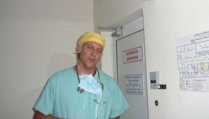 Д-р Власаков дава надежда детето да оцелее, но следващите дни са критични