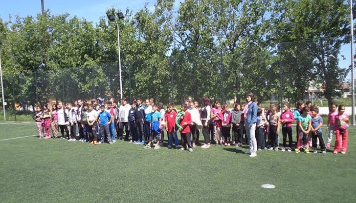 В Денят на спорта малки и големи се припомниха позабравени игри от миналото