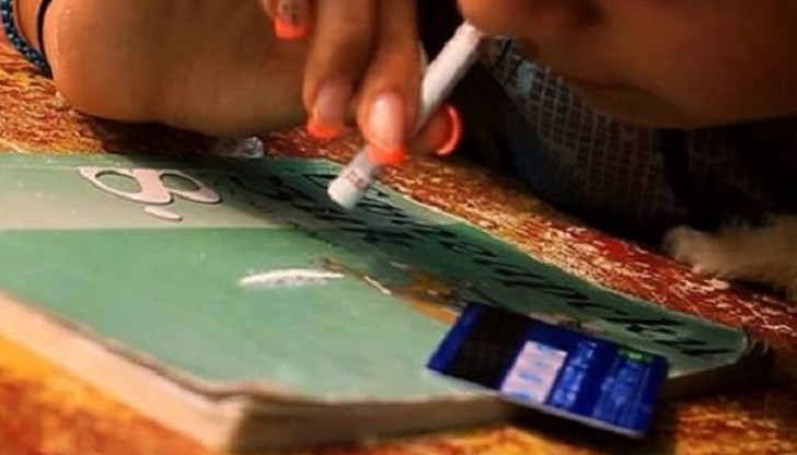 По данни на неправителствени организации, всеки трети ученик е пушил марихуана По данни на неправителствени организации, всеки трети ученик е пушил марихуана