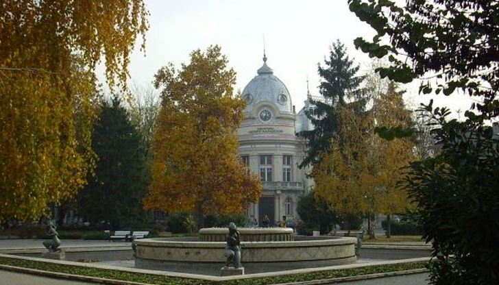 В рамките на проекта ще бъдат организирани Международен конкурс за екслибрис „ЕX Vino - Ex Veritas” и мобилна постерна изложба