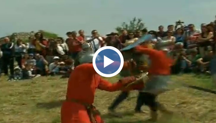 За осма поредна година фестивалът в Червен разказва за начина на живот, бита, военното дело на нашите предшественици, обитавали тези земи