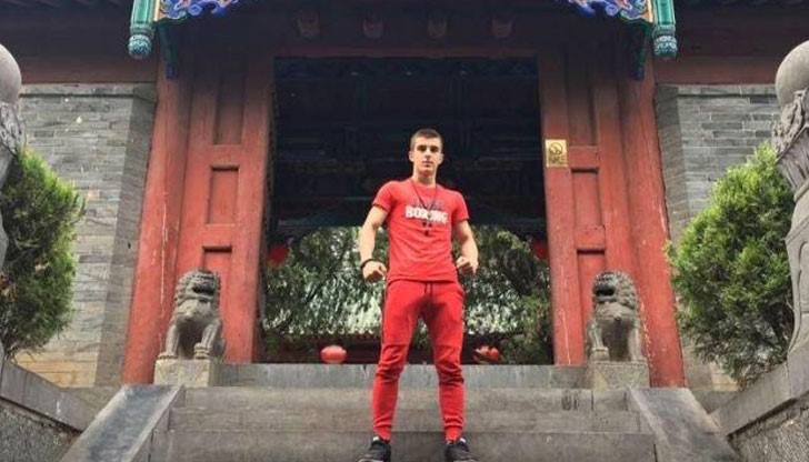 Петима млади българи за пръв път ще преминат през специален курс за обучение в китайски манастир Шао Лин Петима млади българи за пръв път ще преминат през специален курс за обучение в китайски манастир Шао Лин