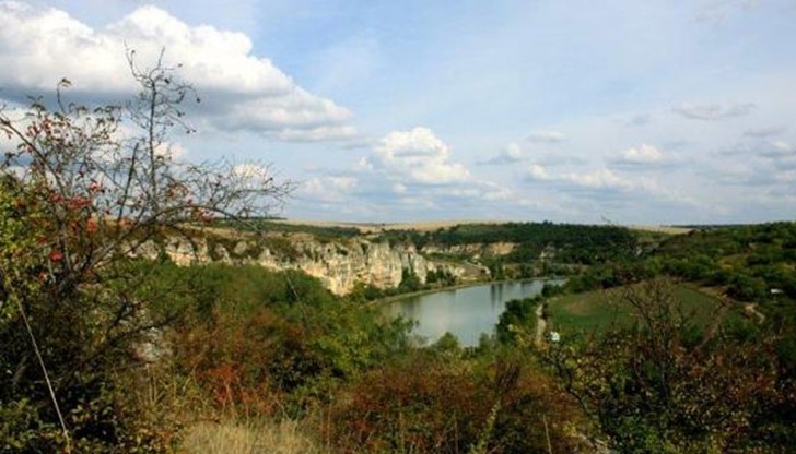 В Дунавския басейн днес и през следващите два дни, вследствие на валежите, ще има повишена почвена влажност и оттичане В Дунавския басейн днес и през следващите два дни, вследствие на валежите, ще има повишена почвена влажност и оттичане