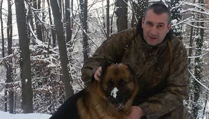 В неделя, когато е бил извършен двойният разстрел, Венцислав Караджов е бил в Брацигово със съпругата си В неделя, когато е бил извършен двойният разстрел, Венцислав Караджов е бил в Брацигово със съпругата си