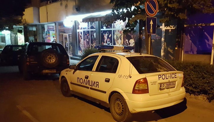 Разрешено ли е, полицейски наряд, да убива време по нощни заведения?