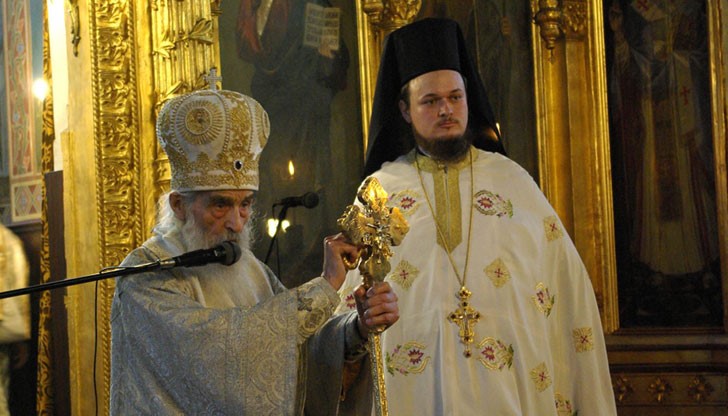 Новият силен човек в родната църква, който задмина по наглост дори считания за недостижим дядо Николай Пловдивски, иска да прилапа всички пари от бюджета и по европрограми