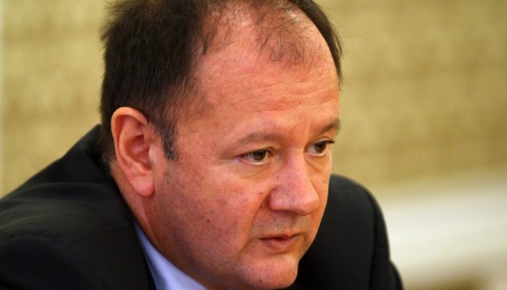 Михаил Миков и евродепутатът Илияна Йотова "усещат предсрочни избори"