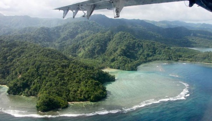 Други шест рифови острова са ерозирали сериозно в един от районите на Соломоновите острови