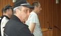Полицай Караджов пази клипове на родителите си в папка "Гадовете"
