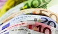 Брюксел с план да наложи еврото на всички членки в ЕС