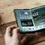 Samsung пуска телефон със сгъваем екран?
