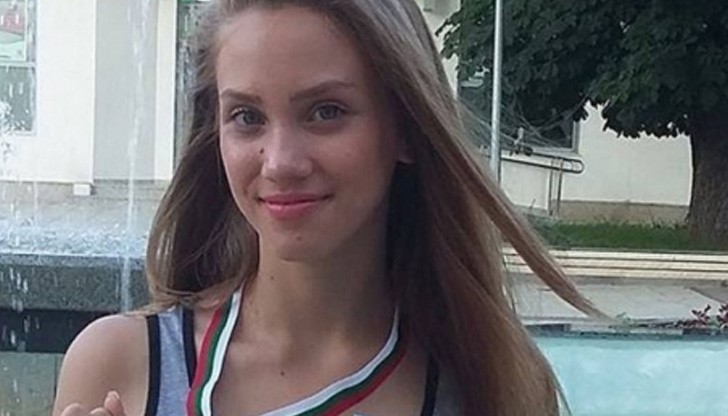 Петя стана победител в трета възрастова група, впечатлявайки журито с прекрасните си изпълнения Петя стана победител в трета възрастова група, впечатлявайки журито с прекрасните си изпълнения