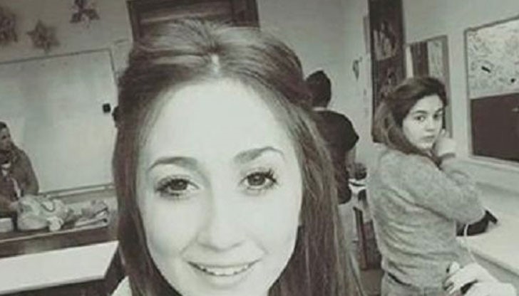 За нейното изчезване е уведомена полицията и всички хора, които са я познавали, но няма никаква информация За нейното изчезване е уведомена полицията и всички хора, които са я познавали, но няма никаква информация