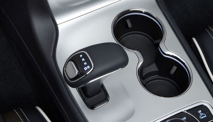 Антон Йелчин беше прегазен от собствения си Grand Cherokee на алеята пред дома си