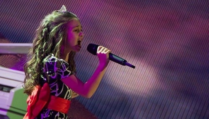 Крисия е била нападната и ограбена в Мадрид!