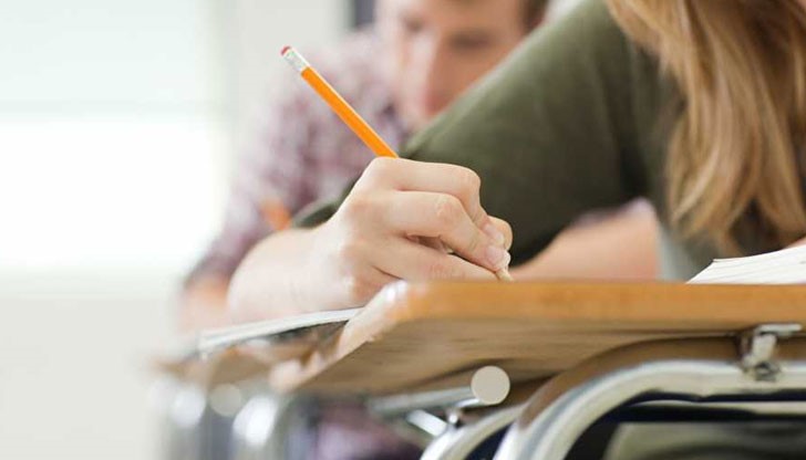 Резултатите са 17 ученици - 10 пълни шестици