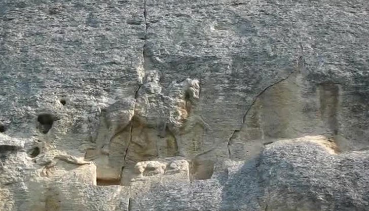 Приложението позволява гостите на резервата да следват определен маршрут и туристите могат сами на себе си да бъдат гидове Приложението позволява гостите на резервата да следват определен маршрут и туристите могат сами на себе си да бъдат гидове