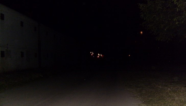 Своеобразен юбилей за улица "Михаил Хаджикостов", която е без осветеление от 30 години