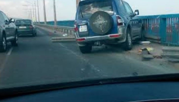 По думите на очевидци няма сериозно пострадали, но все още суматохата е голяма