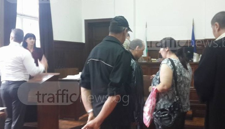 Телефонните измамници успели да измъкнат от къщата на потърпевшата 278 000 евро