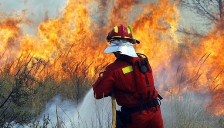 Най-вероятната причина за възникналия пожар е детска игра! Най-вероятната причина за възникналия пожар е детска игра!