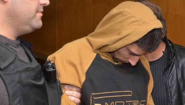 Тийнейджърката бе убита на 6 ноември м.г., в двора на гимназията, където учела Тийнейджърката бе убита на 6 ноември м.г., в двора на гимназията, където учела