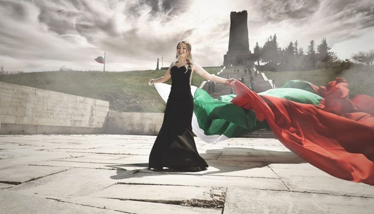 Снимка на габровска абитуриентка от НАГ Габриела Станева