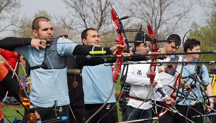 СК "Джамбо - 2006" кани всички желаещи, начинаещи и напреднали, да проверят своя своя талант в стрелбата с лък СК "Джамбо - 2006" кани всички желаещи, начинаещи и напреднали, да проверят своя своя талант в стрелбата с лък