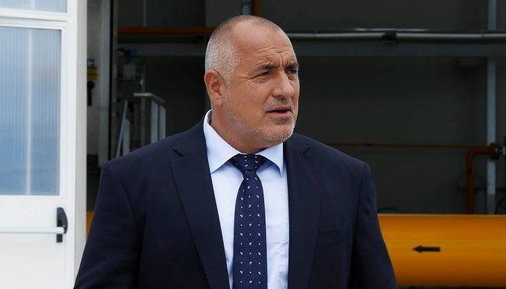 Той е декларирал едва 29 300 лв. спестявания от заплата за 2015 г. Той е декларирал едва 29 300 лв. спестявания от заплата за 2015 г.