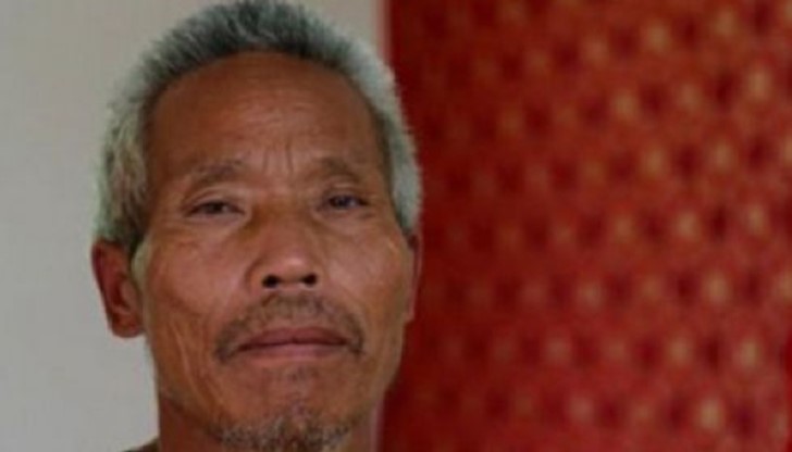 Семейство изпадна в ужас като разбра, че мъжът, когото са погребали, всъщност е жив. Семейство изпадна в ужас като разбра, че мъжът, когото са погребали, всъщност е жив.