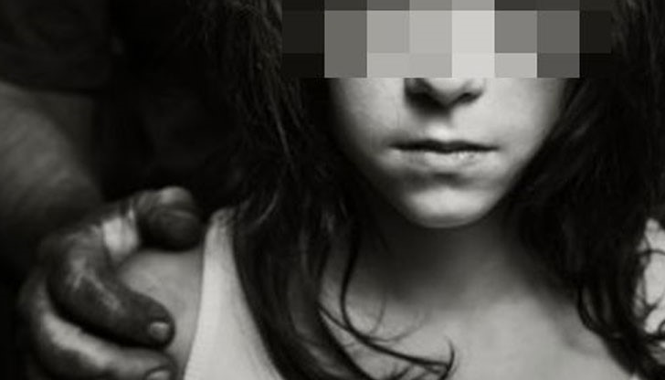 Момичето се оплакало пред близки и приятели, че баща й блудства с нея