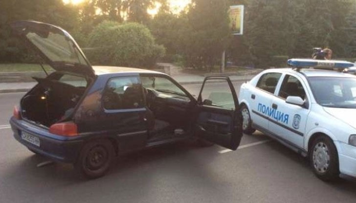 Шофьорът твърди, че е карал с  разрешената скорост, но децата пресякли неправилно