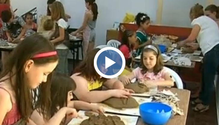 Идеята е на Група за театър “Камила” с подкрепата на Община Русе