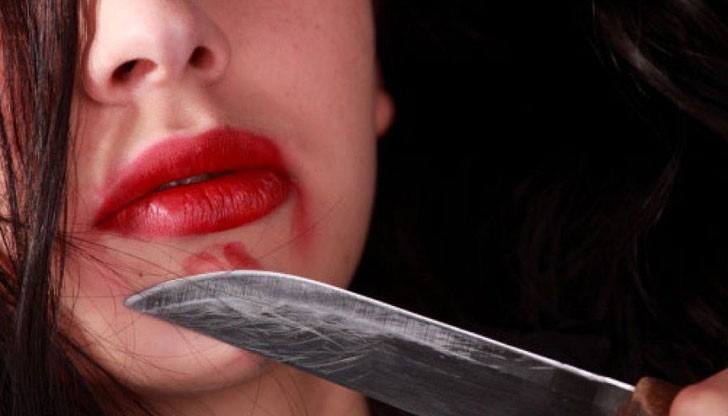 Психично болният мъж намушкал момичета 2 пъти в китката и в корема Психично болният мъж намушкал момичета 2 пъти в китката и в корема